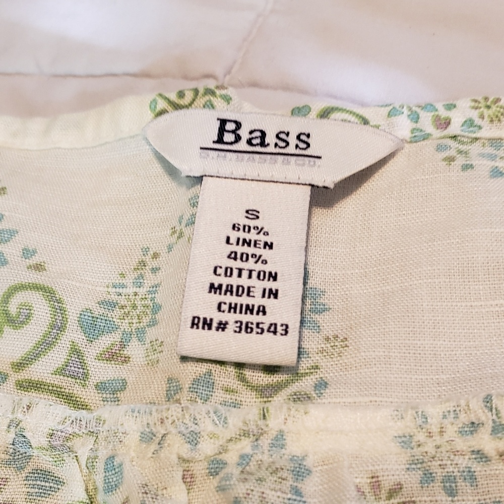 Linen Top - Picture 7 of 7